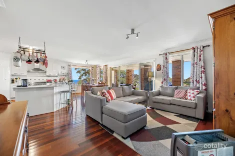 Property photo of 20 Dawn Parade Kianga NSW 2546