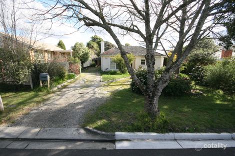 24 Lois St, Ringwood East, VIC 3135
