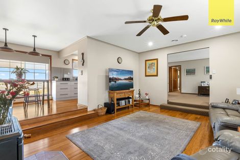 Property photo of 2 Charltonian Close Bacchus Marsh VIC 3340