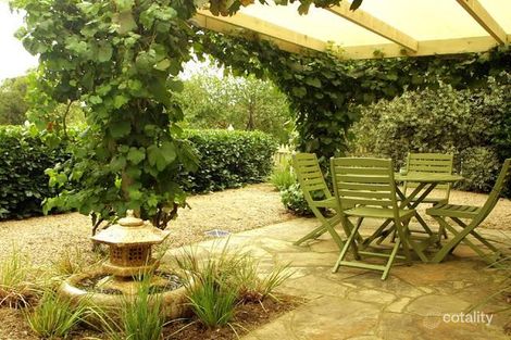 Property photo of 5 Adelong Court Berwick VIC 3806