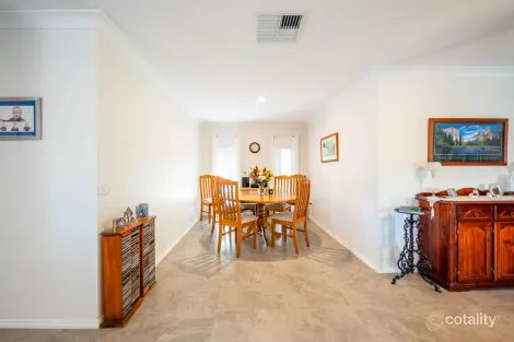 Property photo of 33 Bathurst Street Forbes NSW 2871