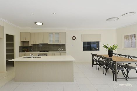 Property photo of 36 Wylma Street Holland Park QLD 4121
