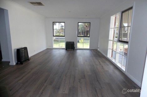 Property photo of 1/5 Oslo Way Keilor Downs VIC 3038