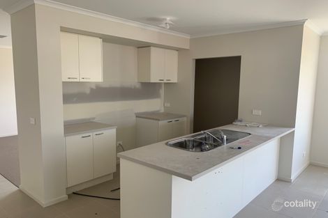 Property photo of 52 Mootwingee Crescent Shepparton North VIC 3631