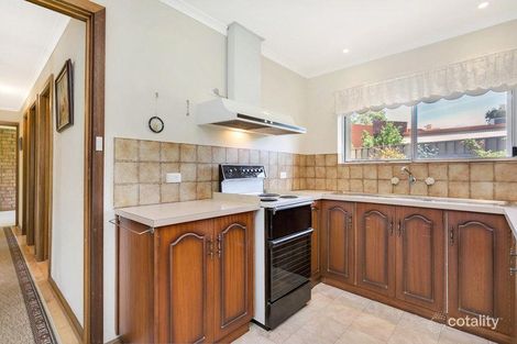 Property photo of 6 Jordan Drive Morphett Vale SA 5162