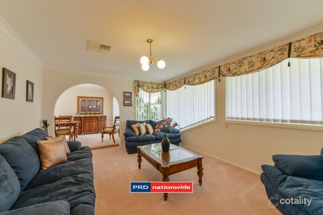 Property photo of 5 Stratford Place Hillvue NSW 2340