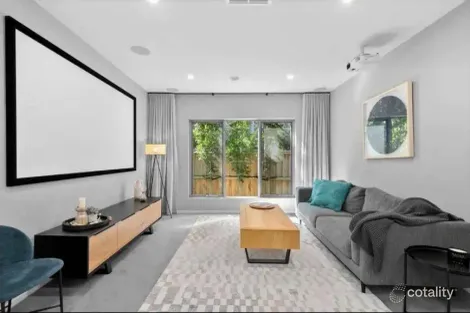 Property photo of 34 Unity Drive Mount Duneed VIC 3217