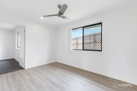 Property photo of 37 John Oxley Drive Gracemere QLD 4702