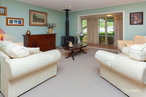 Property photo of 8 Parkway Street Macgregor QLD 4109