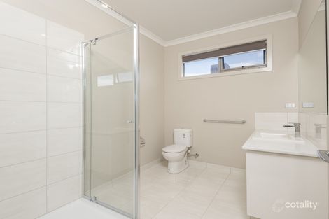 Property photo of 10 Augusta Crescent Frankston VIC 3199