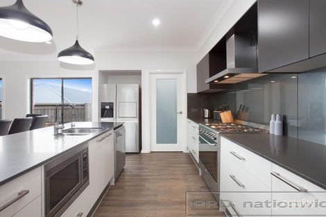 Property photo of 4 Damsel Street Chisholm NSW 2322