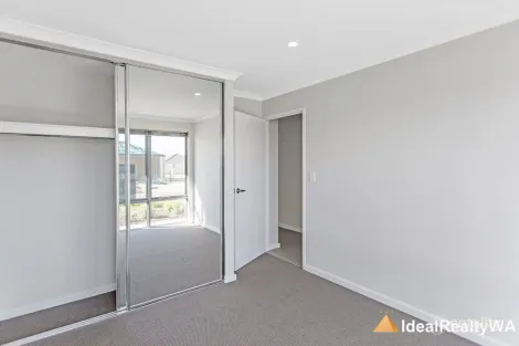 Property photo of 53 Lancaster Loop Piara Waters WA 6112