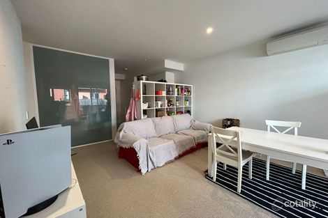 Property photo of 202/56 Kambrook Road Caulfield North VIC 3161