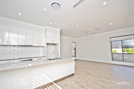 2/133 Johnston St, Southport, QLD 4215