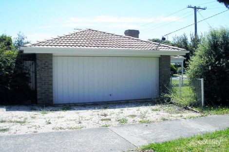 Property photo of 7 McLaren Avenue Cranbourne VIC 3977