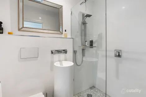 Property photo of 1 Charlton Street Southport QLD 4215