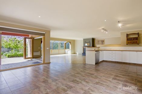 Property photo of 14 Wodalla Grove New Gisborne VIC 3438