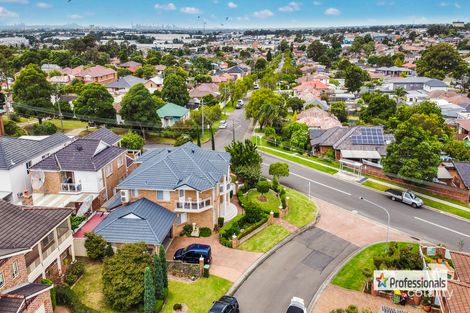 Property photo of 2 Terpentine Place Yagoona NSW 2199