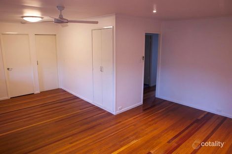 Property photo of 17 Woggle Street Jamboree Heights QLD 4074