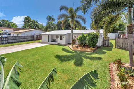5 Vivian Cl, Westcourt, QLD 4870