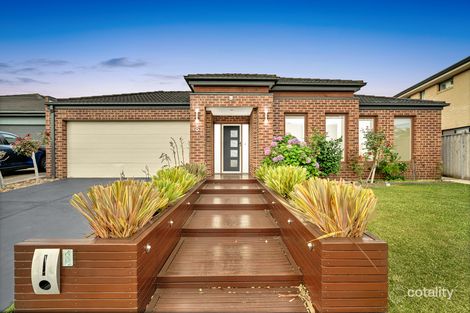 8 Blue Peppermint Ct, Lyndhurst, VIC 3975