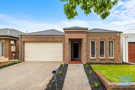 24 Westerfolds Tce, Caroline Springs, VIC 3023