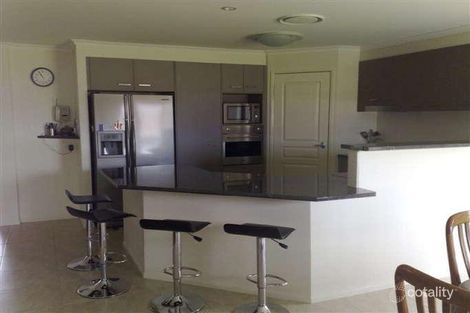 Property photo of 11 Kestrel Drive Highfields QLD 4352