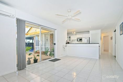 Property photo of 32 Dalkeith Road Seaford Rise SA 5169