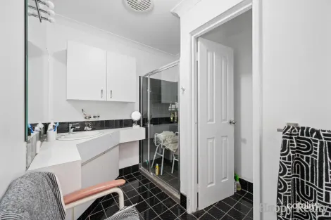Property photo of 38 Pioneer Drive Thornlie WA 6108