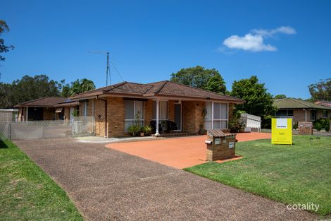 1/68 Goldens Rd, Forster, NSW 2428