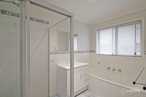 Property photo of 1 Doutney Place Dunlop ACT 2615