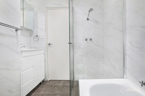 Property photo of 22/168-172 Old South Head Road Bellevue Hill NSW 2023