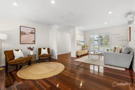 Property photo of 11 Brierty Street Wynnum West QLD 4178