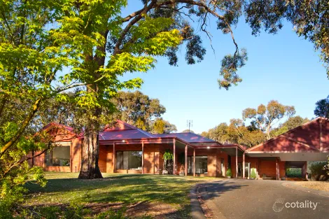 Property photo of 1 Mount Street Chewton VIC 3451