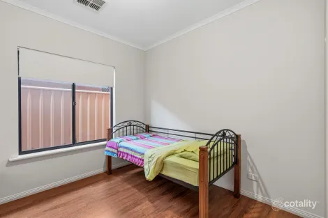 Property photo of 8 Admiral Parade Munno Para SA 5115