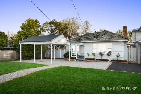 Property photo of 2/8 Cherylnne Crescent Kilsyth VIC 3137