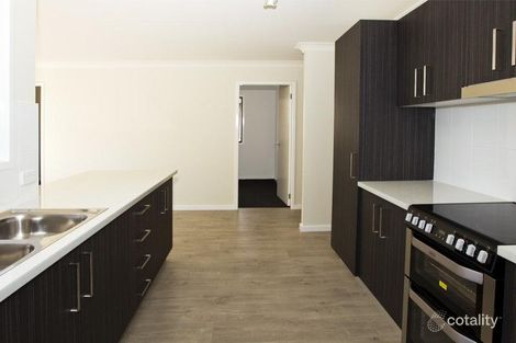 Property photo of 70 Lyndhurst Drive Bomaderry NSW 2541