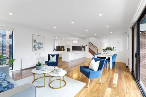 Property photo of 30 Renshaw Street Doncaster East VIC 3109
