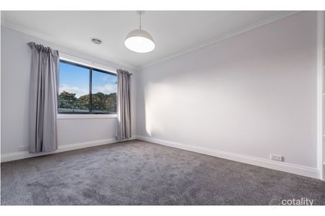 Property photo of 16 Davies Court Sunbury VIC 3429