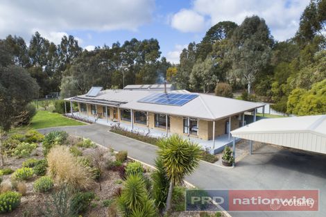 25 Kent Dr, Haddon, VIC 3351
