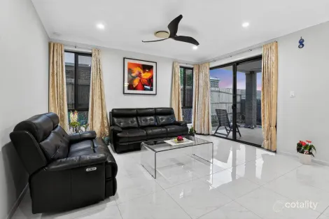Property photo of 20 Bedford Crescent Spring Mountain QLD 4300