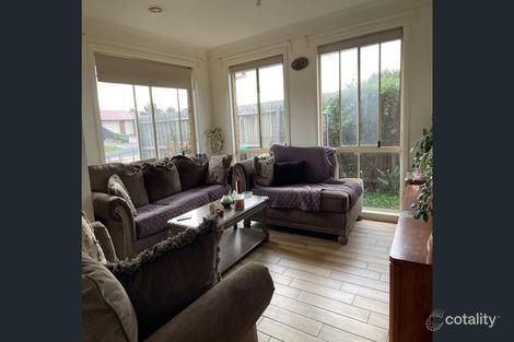 Property photo of 9/28-36 Ozzimo Drive Hillside VIC 3037