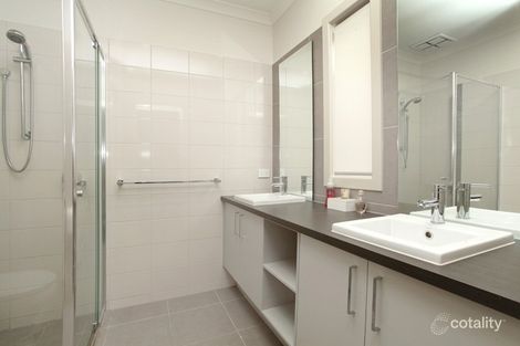 13 River Rose St, Greenvale, VIC 3059