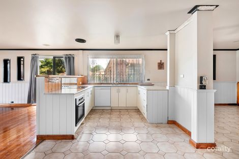Property photo of 6 Acacia Court Romsey VIC 3434