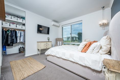 Property photo of 11 Apricot Road Eglinton WA 6034