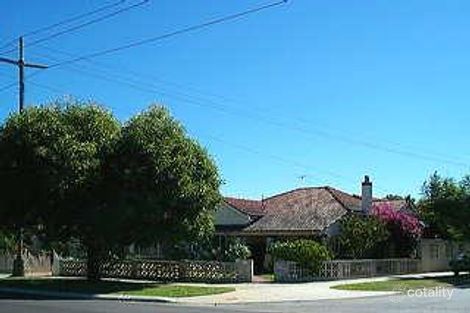 25 Robinson St, Inglewood, WA 6052