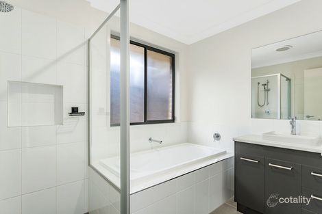 165 Springs Rd, Spring Farm, NSW 2570