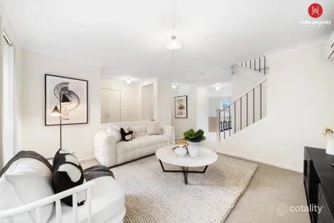 Property photo of 27 Conway Avenue West Hoxton NSW 2171