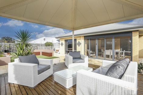Property photo of 64 Westgrove Drive Ellenbrook WA 6069