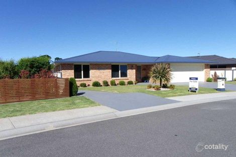 4 Sandy Cres, Wynyard, TAS 7325
